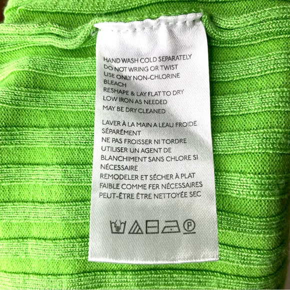 Urban Outfitters Izzy Cropped Cardigan Top - Picture 13 of 14